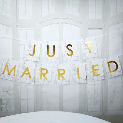 Large Just Married Marble Bunting