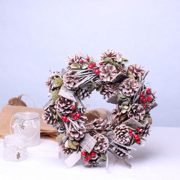 Frosty Berry Christmas Wreath (30cm)