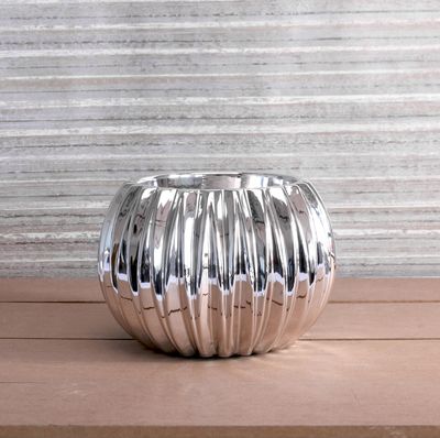 Silver Electroplated Ribbed Orchid Pot 18.3cm