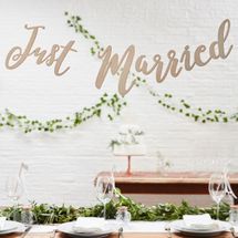 Wooden Just Married Script Bunting