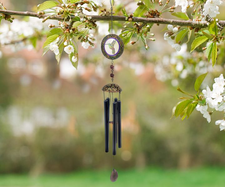  81cm (32inch) Glass Hummingbird Wind Chime, Black finis