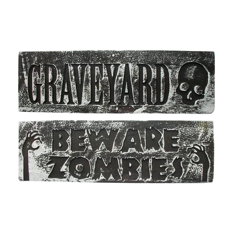 Hanging Halloween Wall Plaque