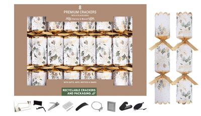 Pack of 8 Premium Winter Floral Crackers