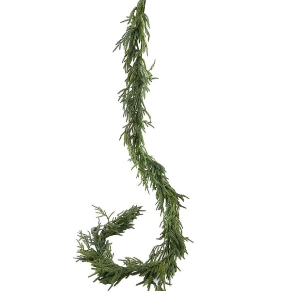 Spruce Garland - Green - 270cm