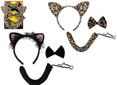 Feline dress up set.png