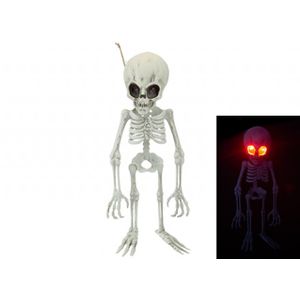 ALIEN HANGING SKELETON.png
