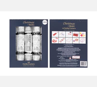 10 Family Silver House Crackers.png