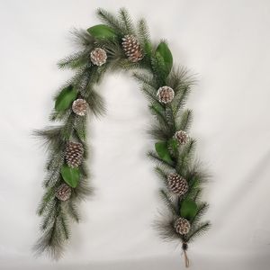 180cm Rattan w/Pine/Cone Garland