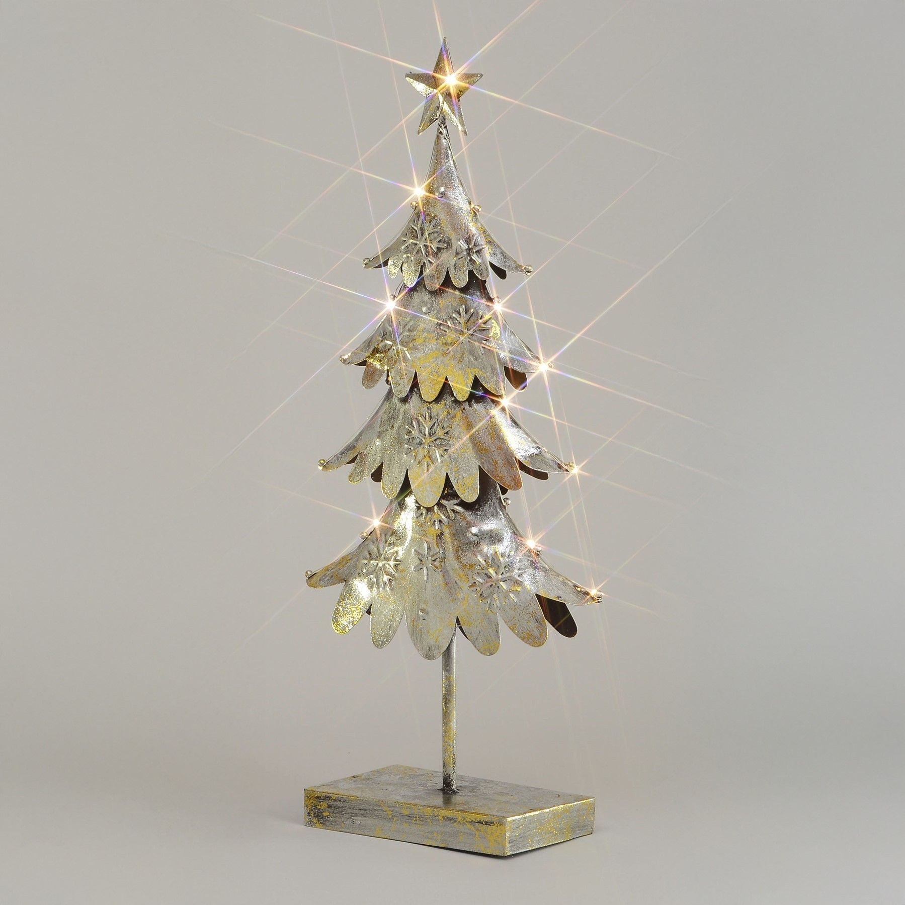59cm Metal Tree Ornament w/Lights