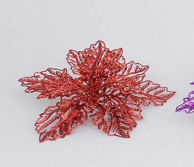 9" Poinsettia w/Clip Red