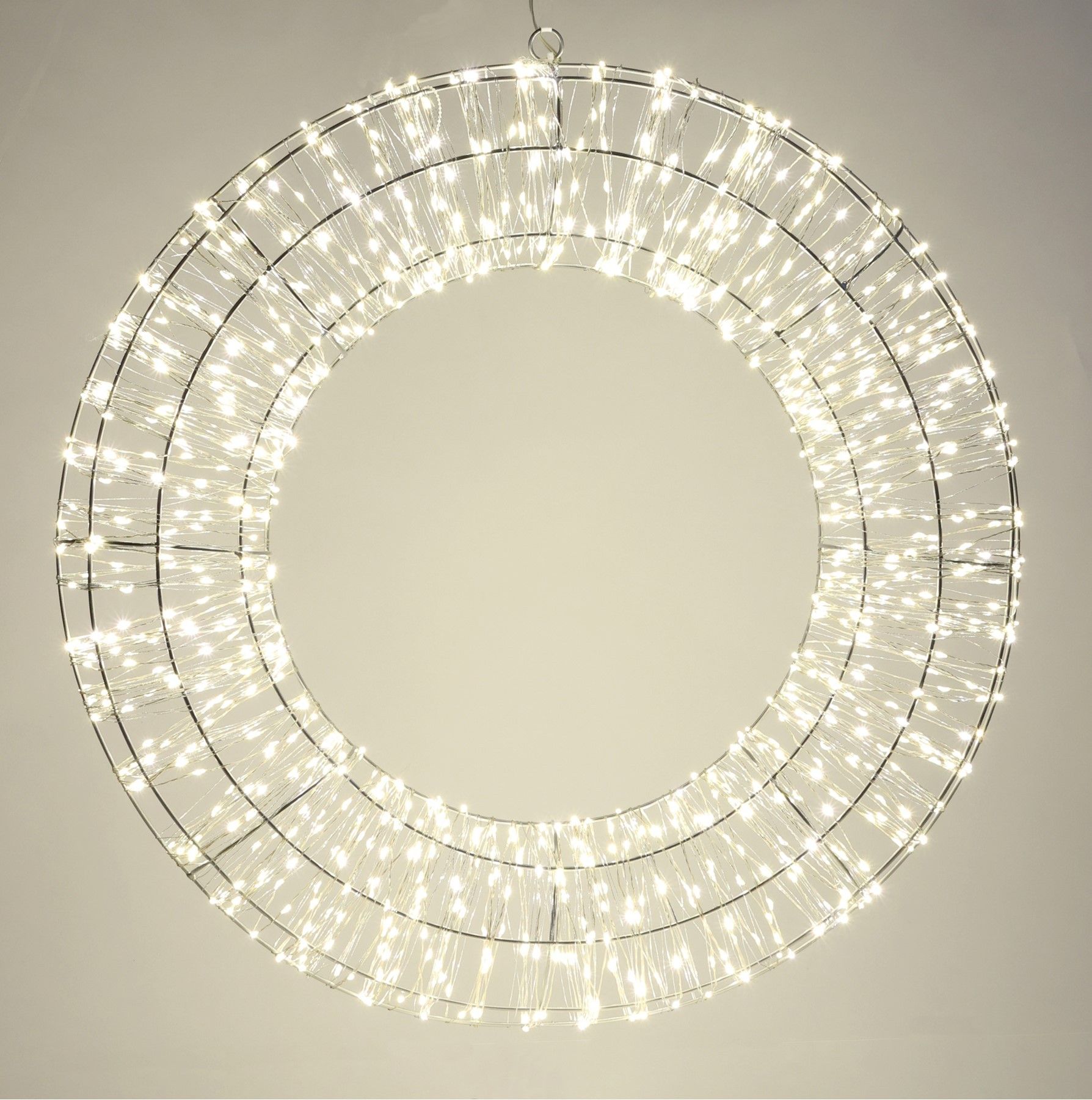 100cm 1700 LED Silver Wreath mains powered