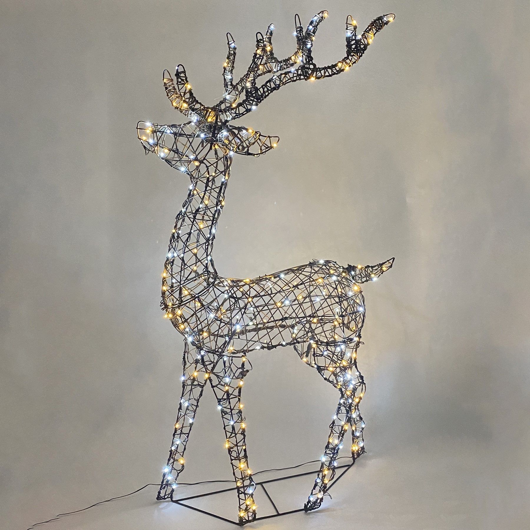 Rattan Standing Stag Brown warm wht-wht LED Flashing mains powered weatherproof
