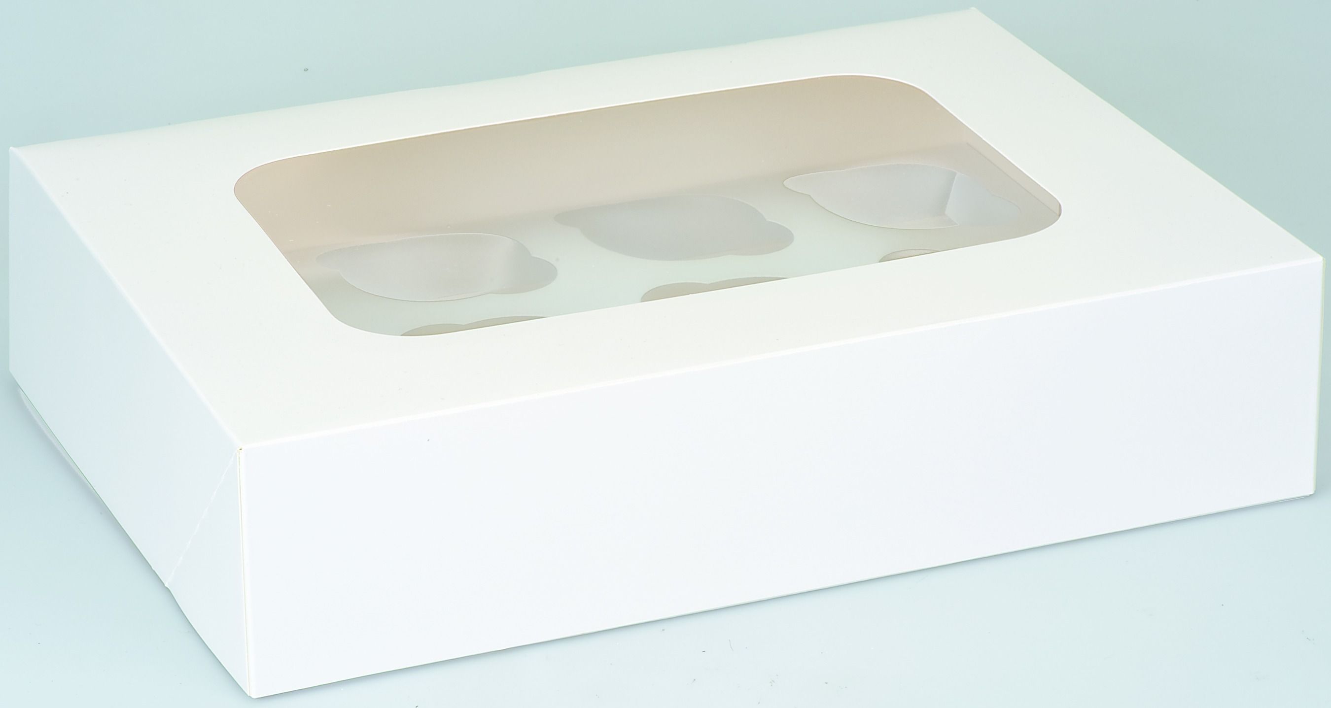 Purchase your new White Muffin Box giving you style in the kitchen. There are a range of different sizes to choose from so check them out at Craft Mall